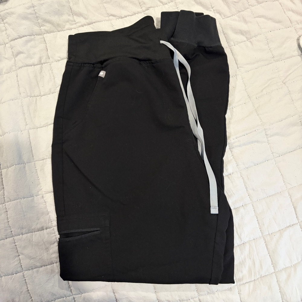 Figs Black High Waisted Zamora Jogger